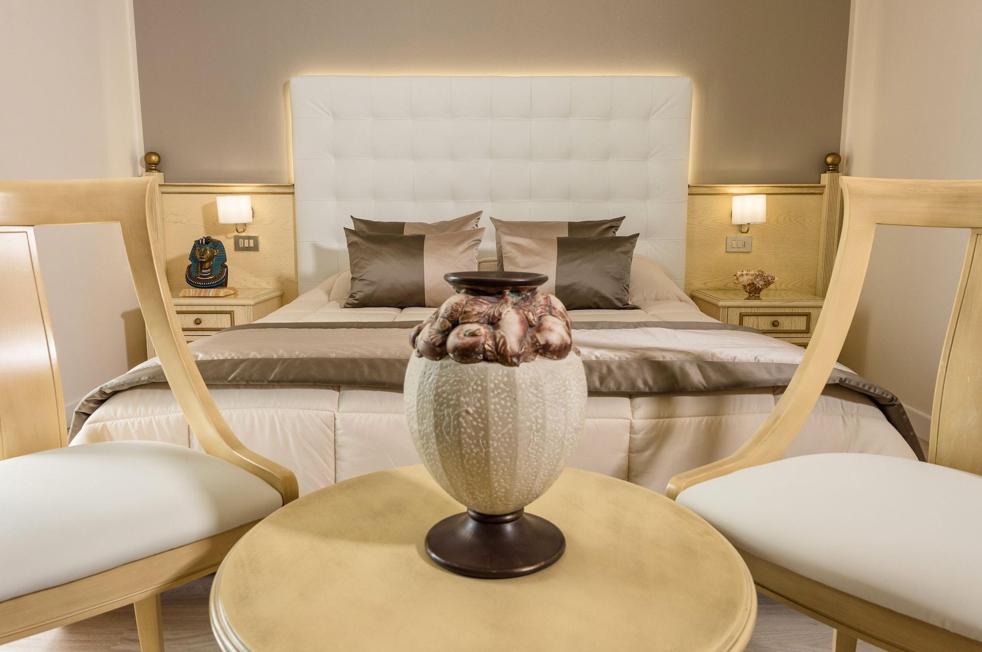 Luxor E Cairo The Beach Resort Jesolo Extérieur photo