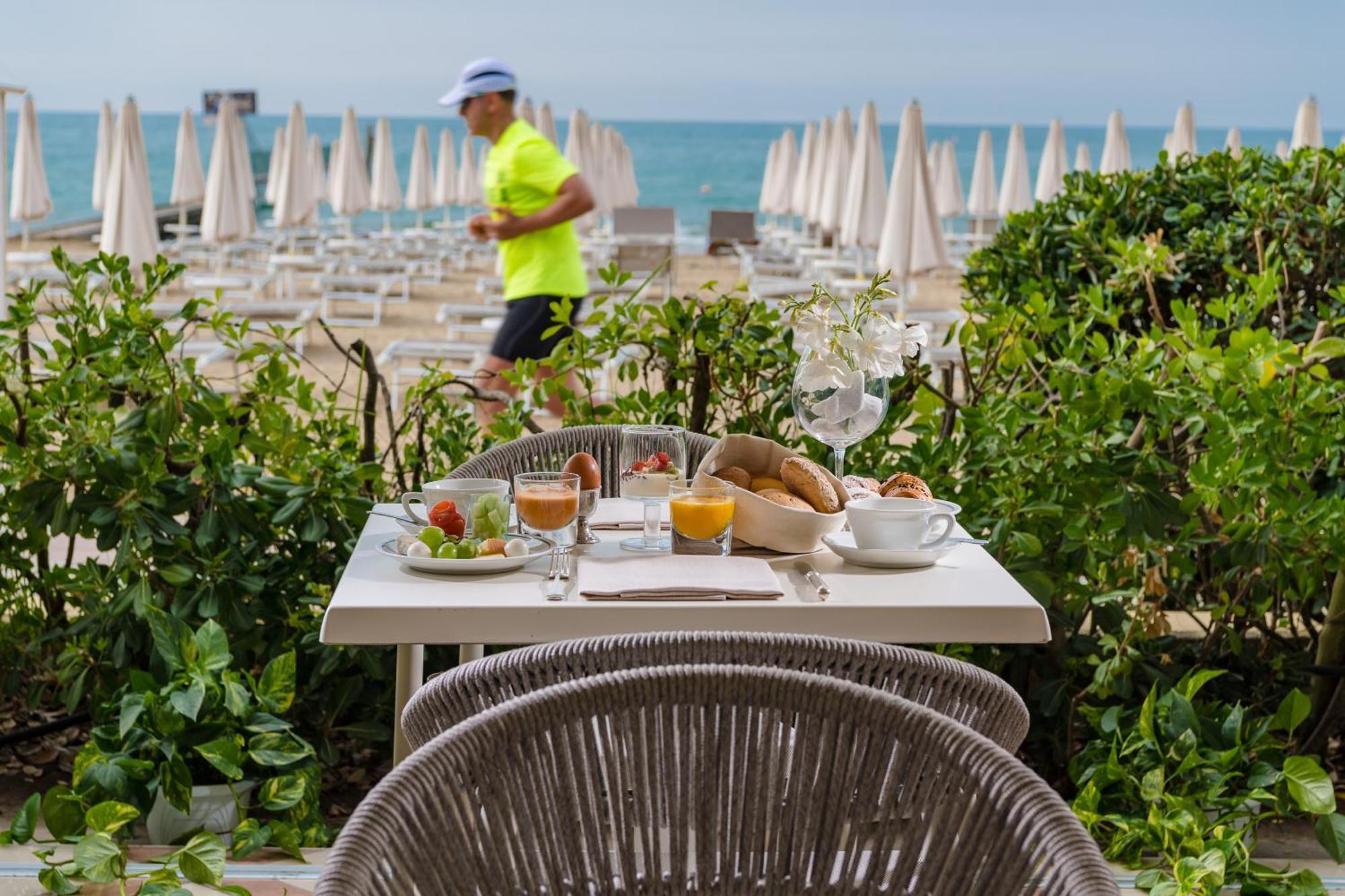 Luxor E Cairo The Beach Resort Jesolo Extérieur photo