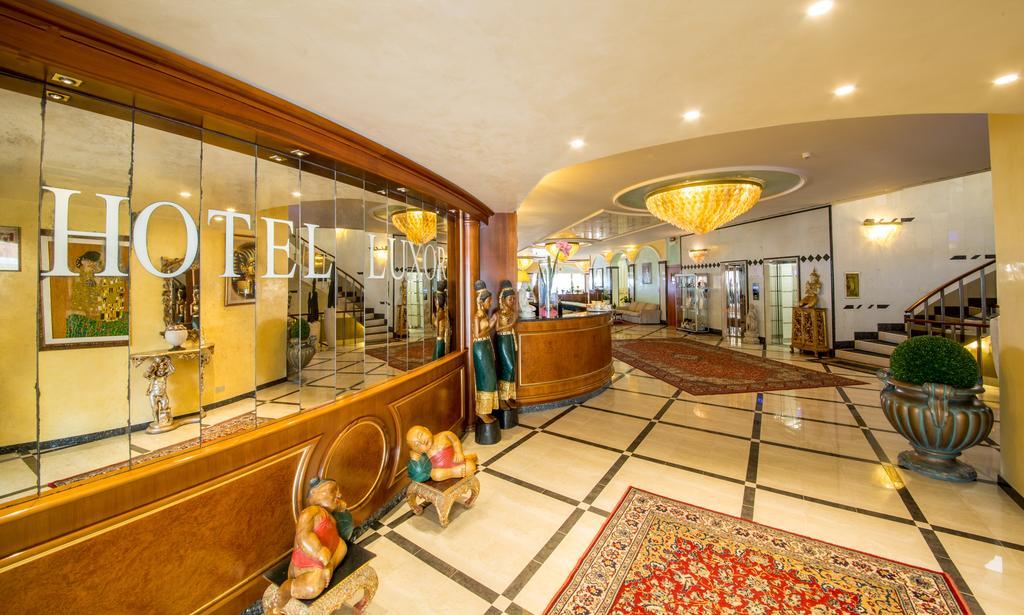 Luxor E Cairo The Beach Resort Jesolo Extérieur photo