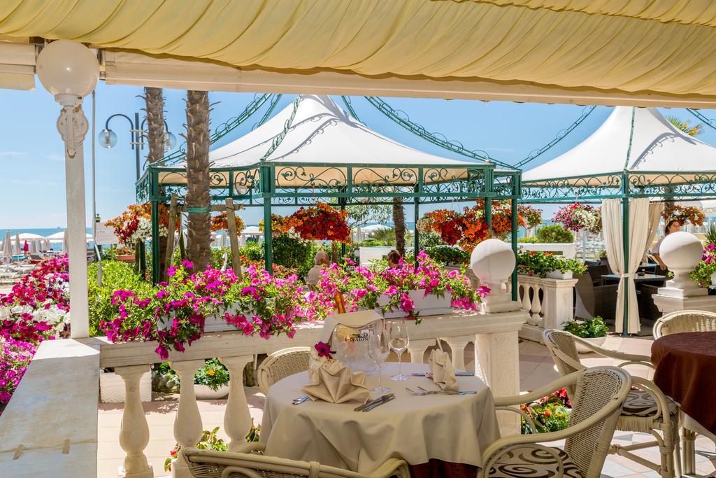 Luxor E Cairo The Beach Resort Jesolo Extérieur photo