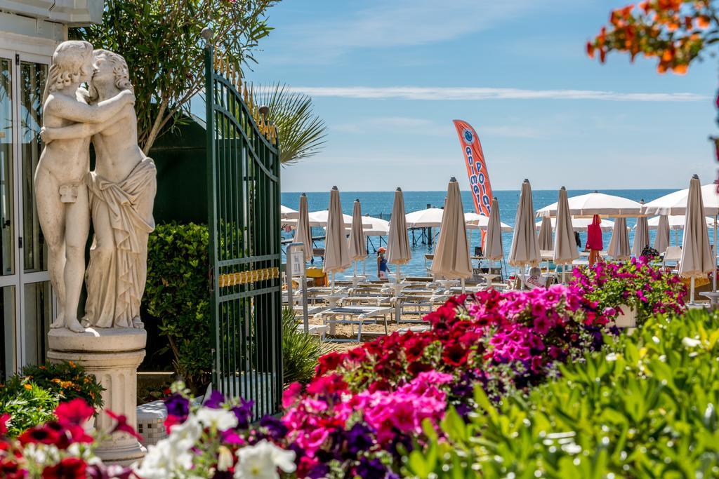 Luxor E Cairo The Beach Resort Jesolo Extérieur photo