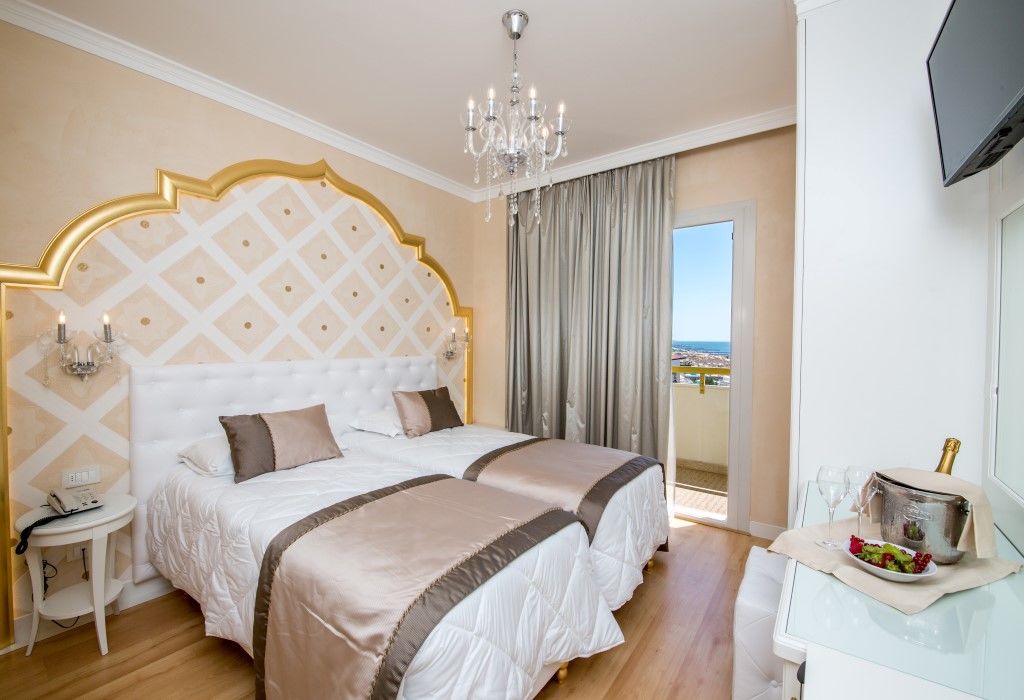 Luxor E Cairo The Beach Resort Jesolo Extérieur photo